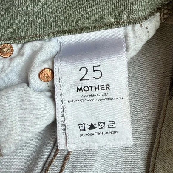 MOTHER High Waisted Looker Ankle Fray in See Me Size 25 - Picture 13 of 13